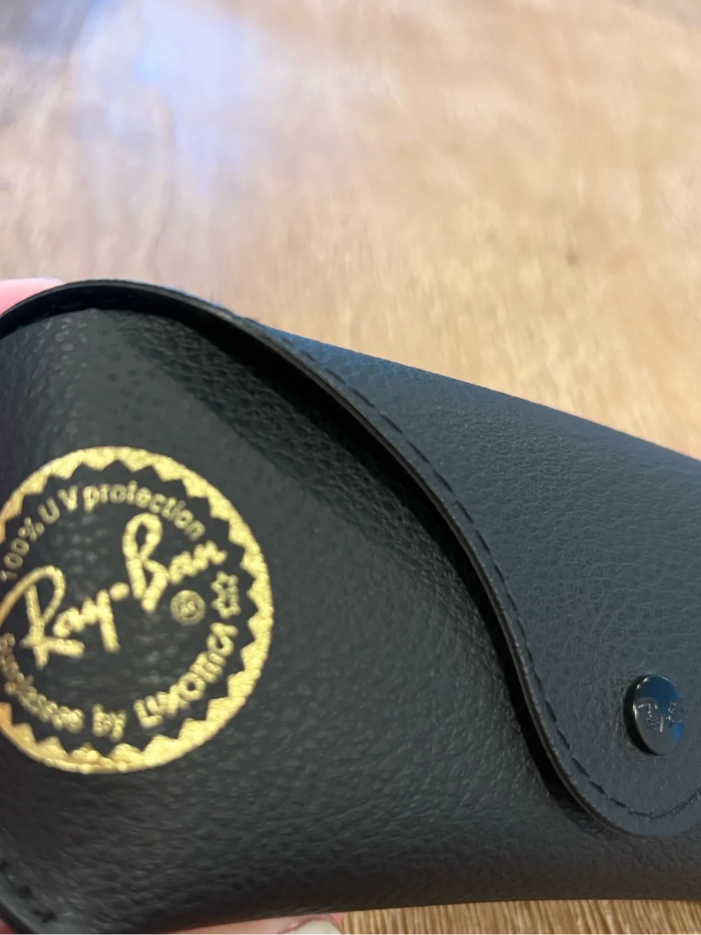 Rayban black round frame